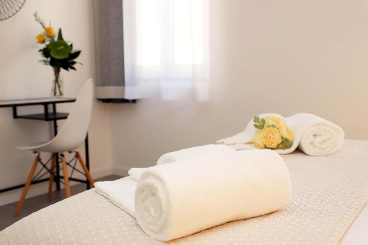 Le Jardin Secret De Faro Guesthouse 外观 照片